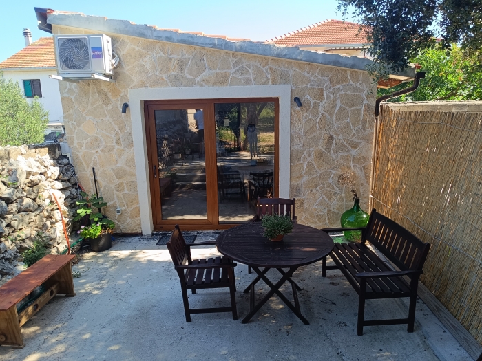 Apartment House Dario: