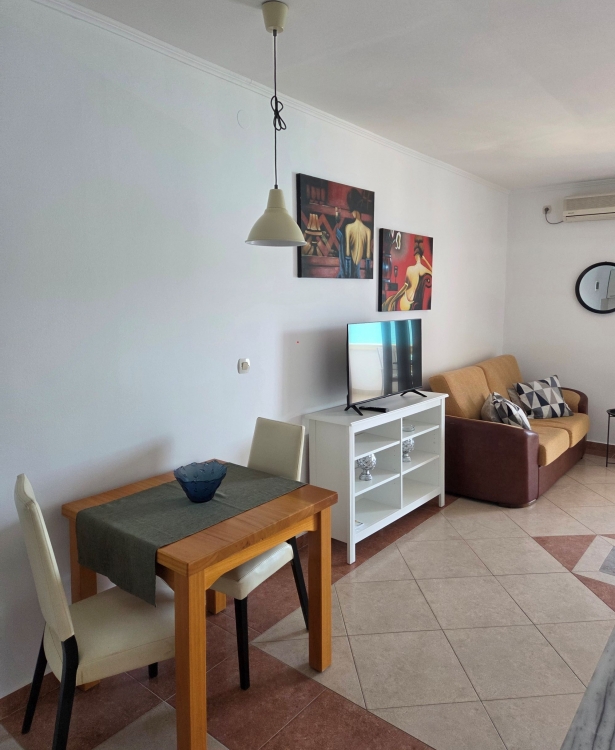 Apartment nr.2 by the sea in Tisno: