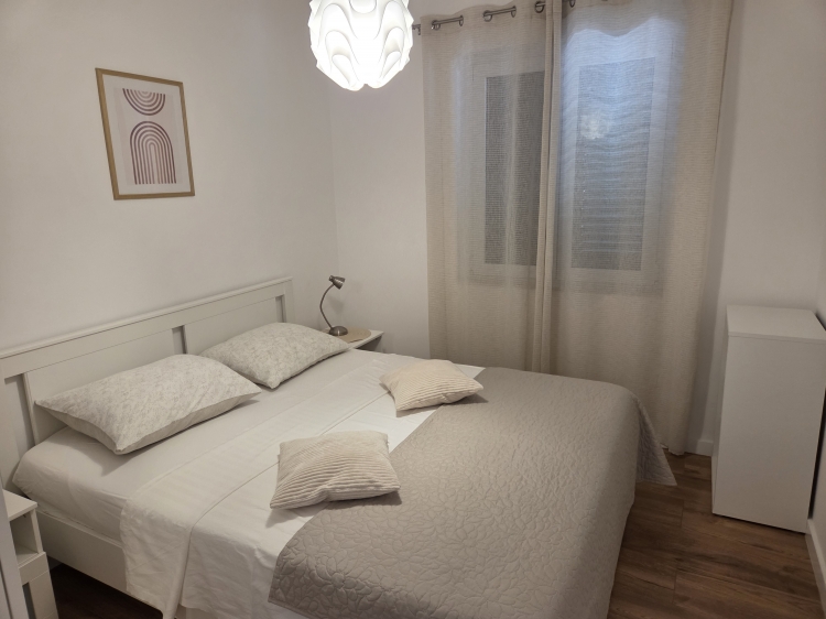 Apartment NR.3 by the sea , Jezera , Island Murter: