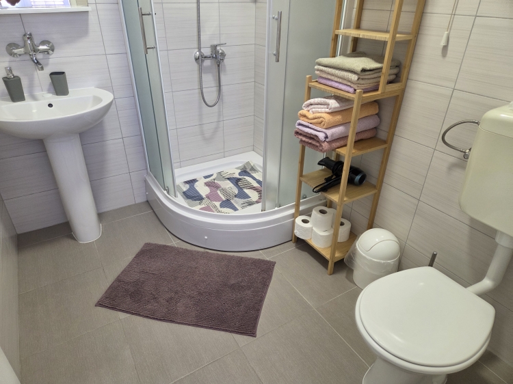 Apartment NR.1 by the sea in Jezera, Island Murter: