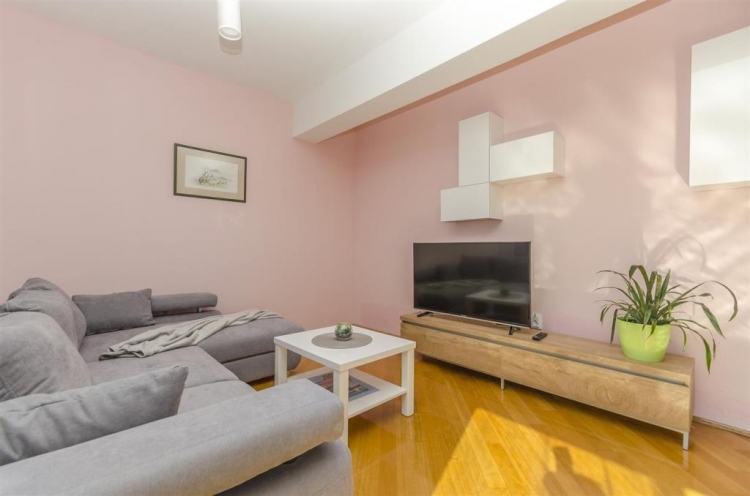 Purple Apartment A2 with Pool in Jezera, Island Murter: