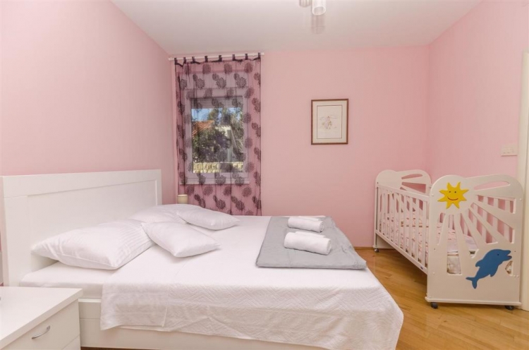 Purple Apartment A2 with Pool in Jezera, Island Murter:
