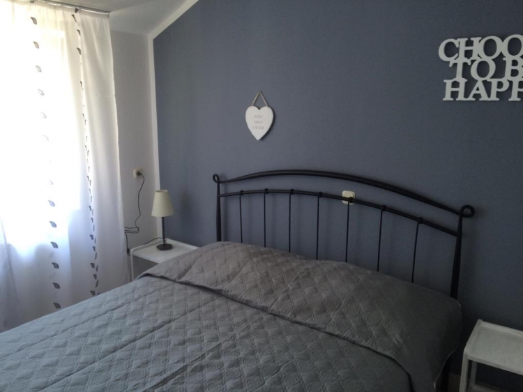 Apartman 2+2  in Jezera , Murter by the beach: