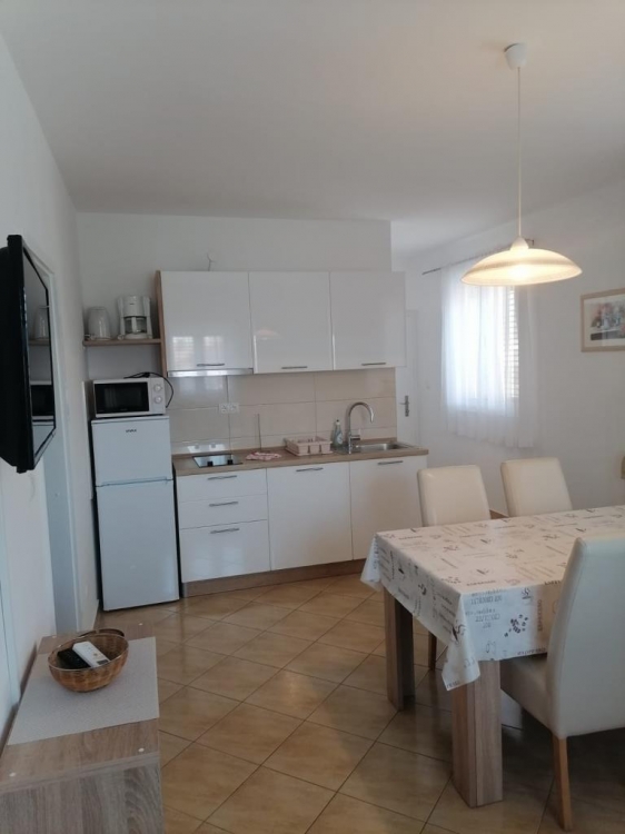 Apartment in Center for 4 , Jezera, Island Murter: