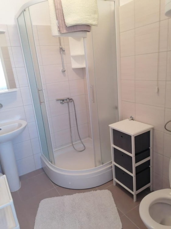 Apartment in Center for 4 , Jezera, Island Murter: