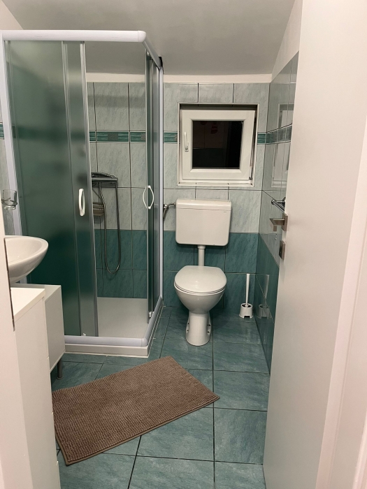 Apartment Adrian 2.2. green: