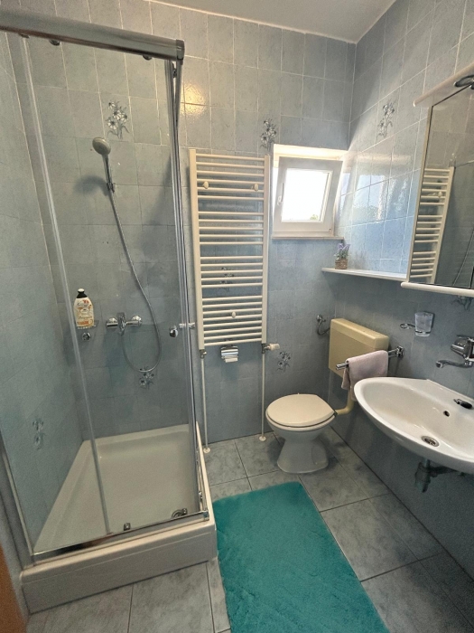 Apartment E. nr.2 for three: